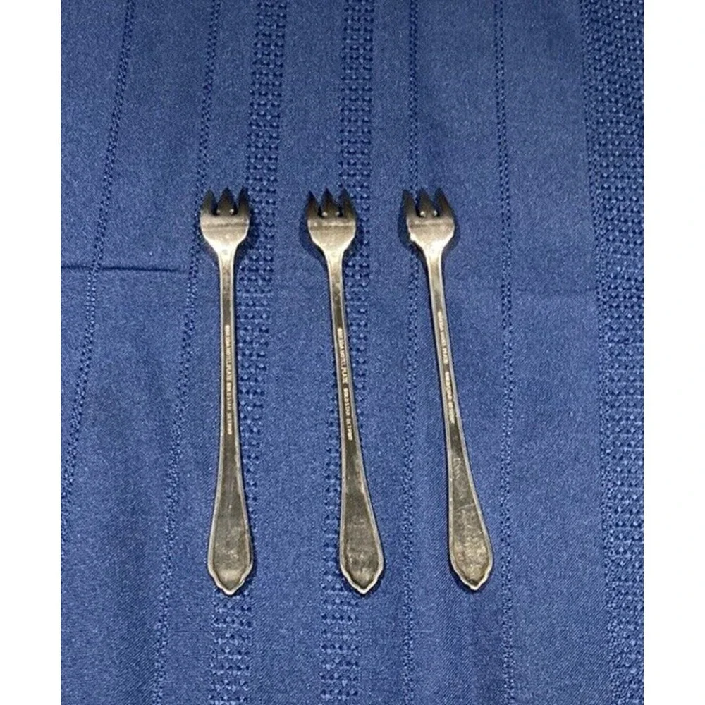 Vtg 30s Hadley Oneida Hotel Plate Cocktail/Seafood Fork Silverplate 6